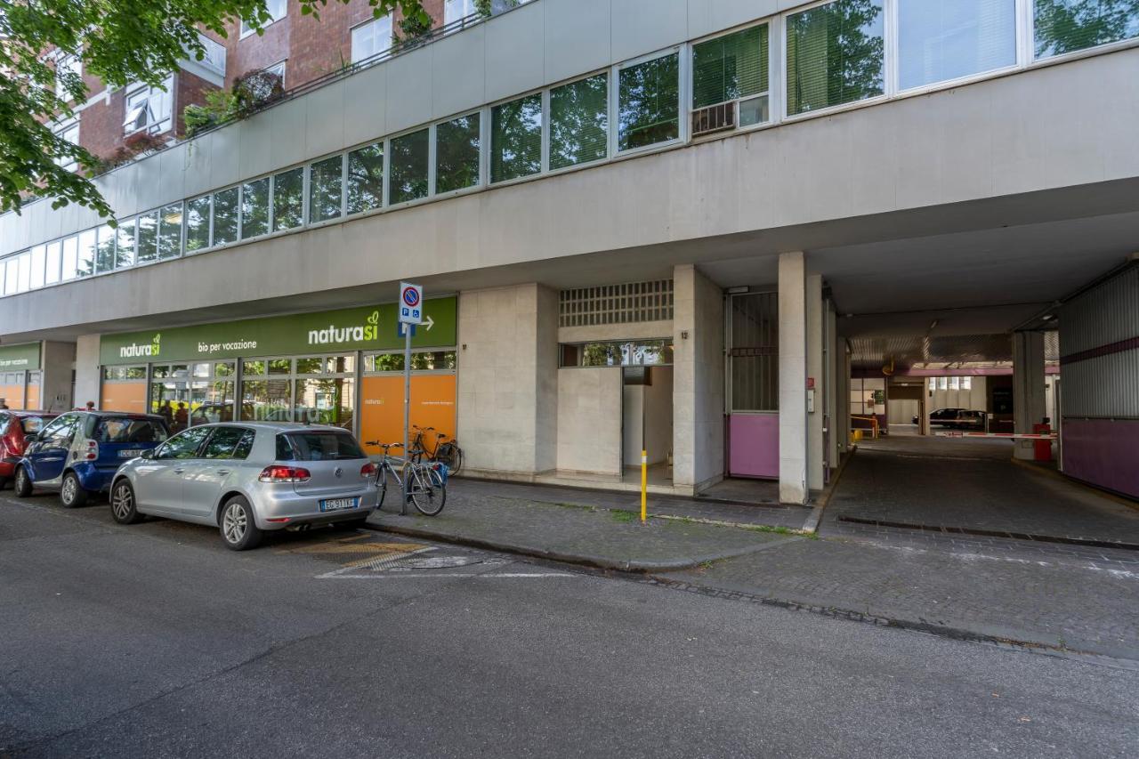 Udine Viale Venezia Huge Red Apartment Exterior photo